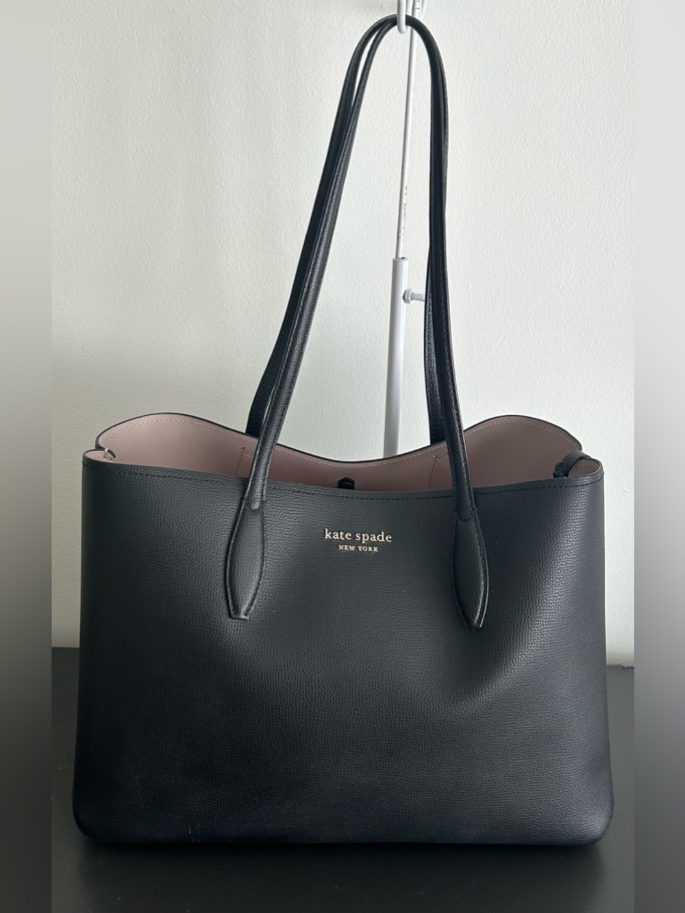 Kate Spade Black Leather Tote Bag set with Polka Dot Wristlet Wallet - Picture 3 of 12
